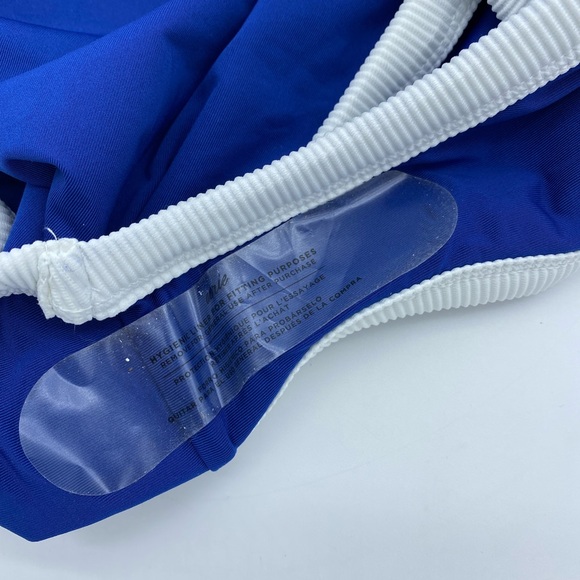 Arie one shoulder strap bathing suit - Picture 7 of 7